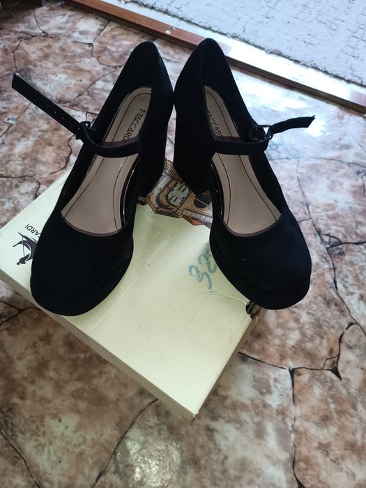 Продам туфли замшевые туфли!