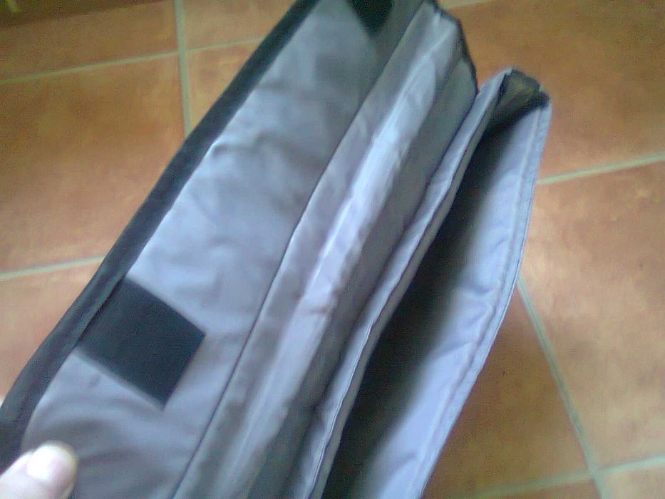 geanta pentru laptop