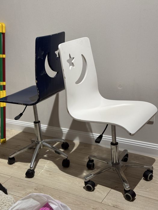 Стул поворотный детский