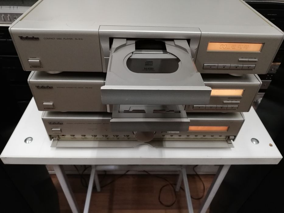 Technics E Series SA-E10, RS-E10, SL-E10