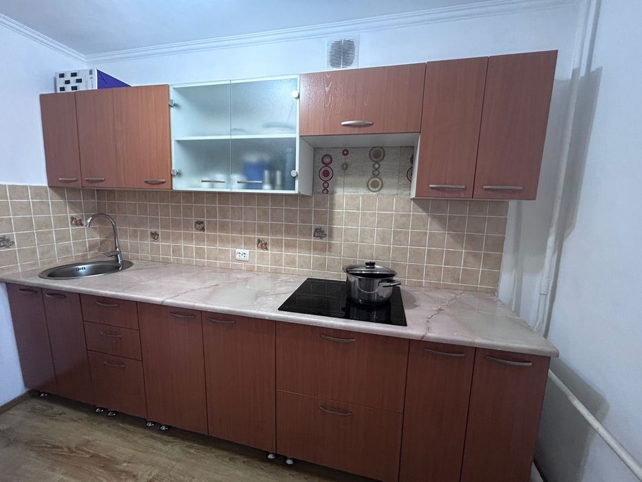 Продам старый кухонный гарнитур