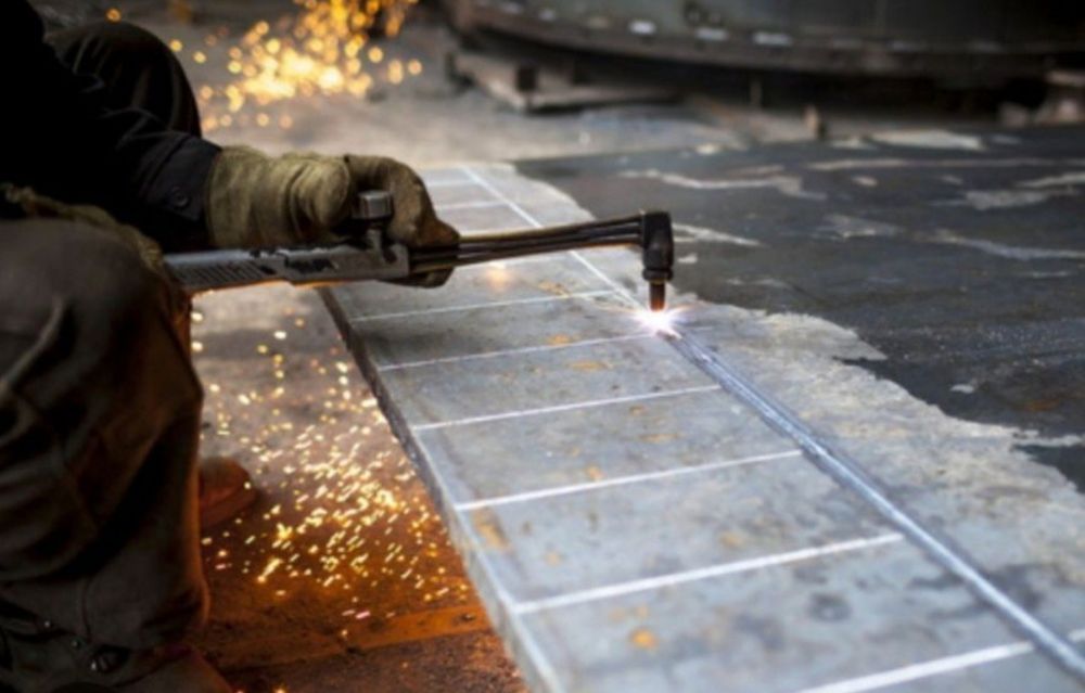 Сварщик Резак Газосварщик Сантехник