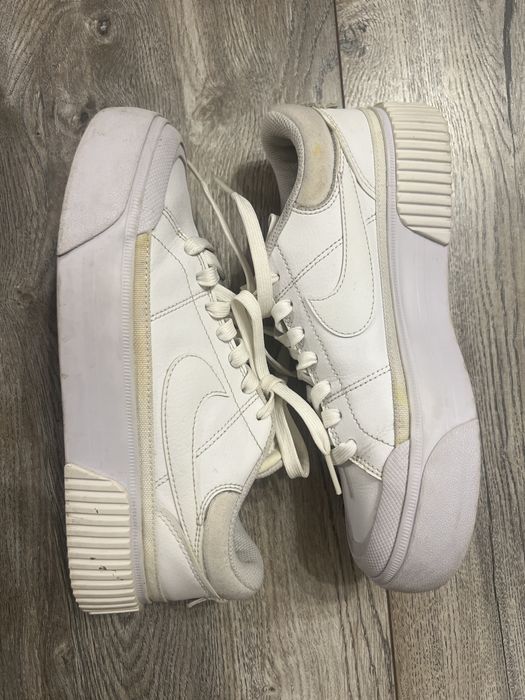 Nike обувки 38