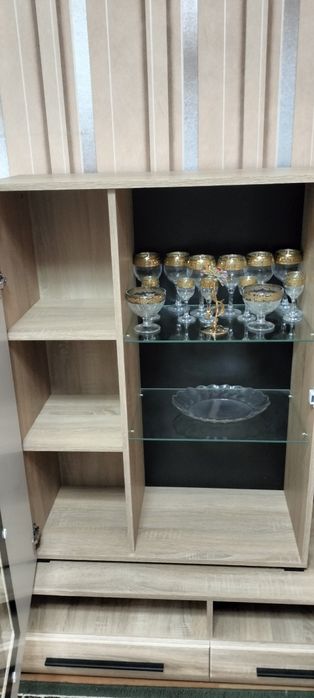 Стенка модульная в гостиную