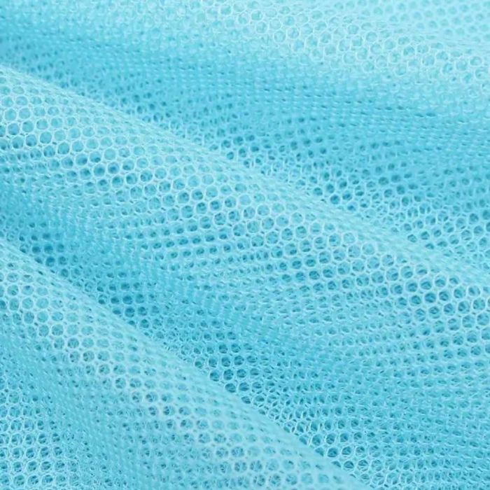 Плажна постелка без пясък XXL 200x200 см – водоустойчива и компактна  Цена: 13€.