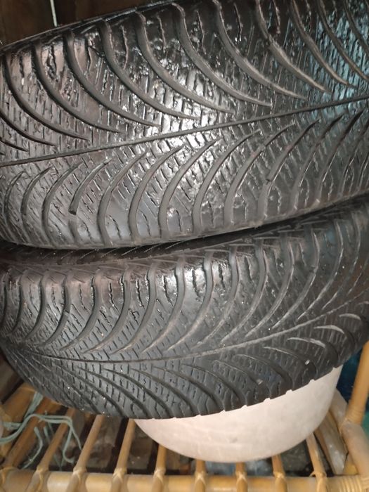 Всесезони гуми 165/60/15