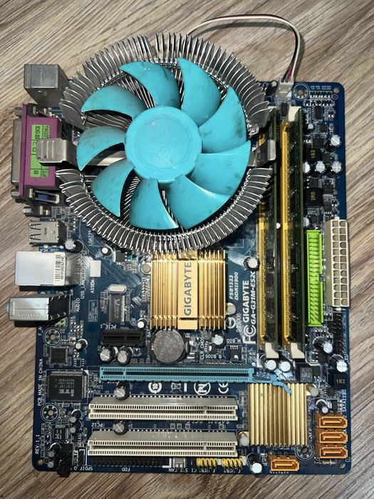 Материнская плата Gigabyte g31 + процессор