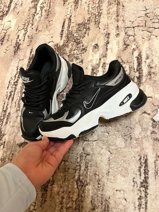 Дамски обувки Nike