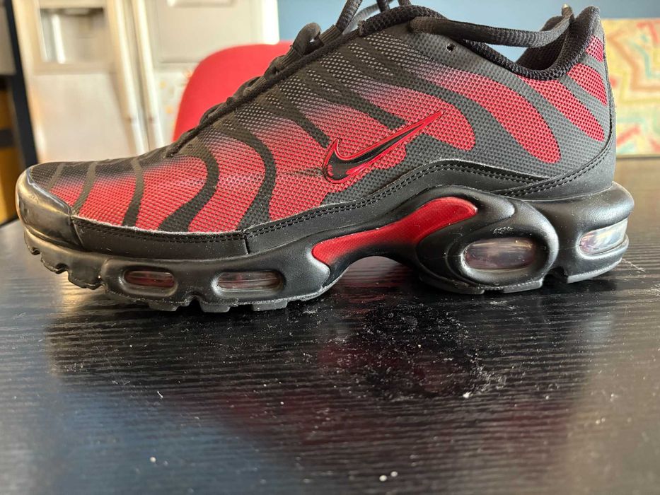 Nike Air Max TN "Red Reflective"