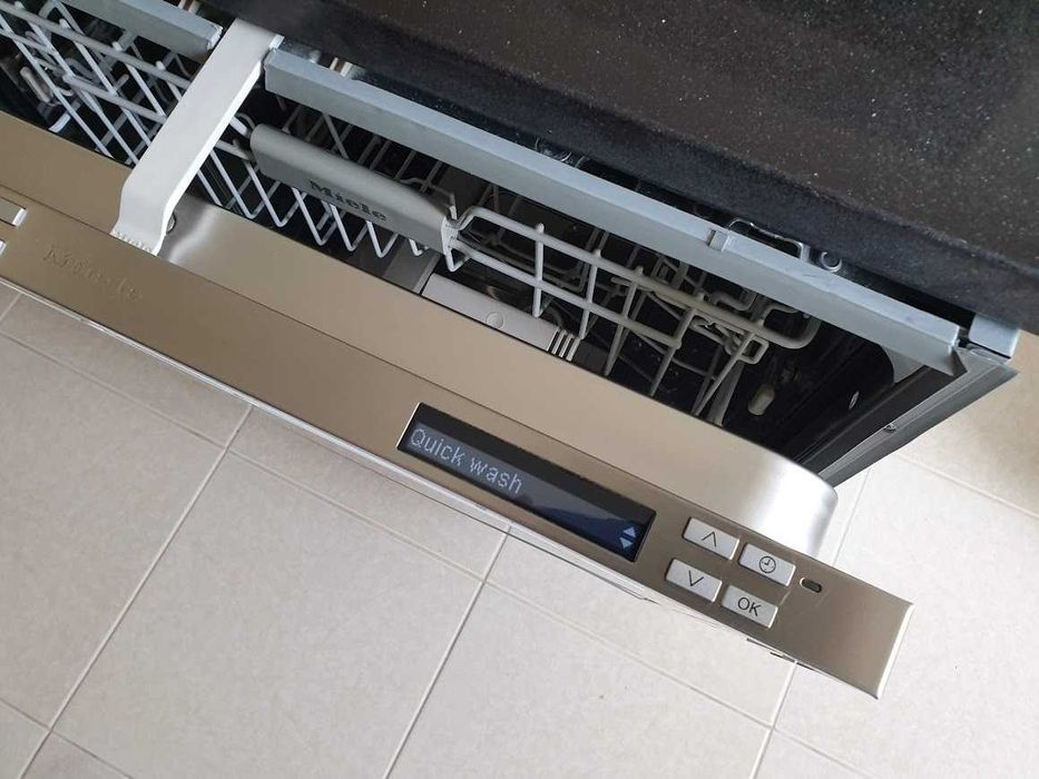 Miele - Auto Open - QuickPowerWash - Съдомиялна - Пълно Вграждане 60см