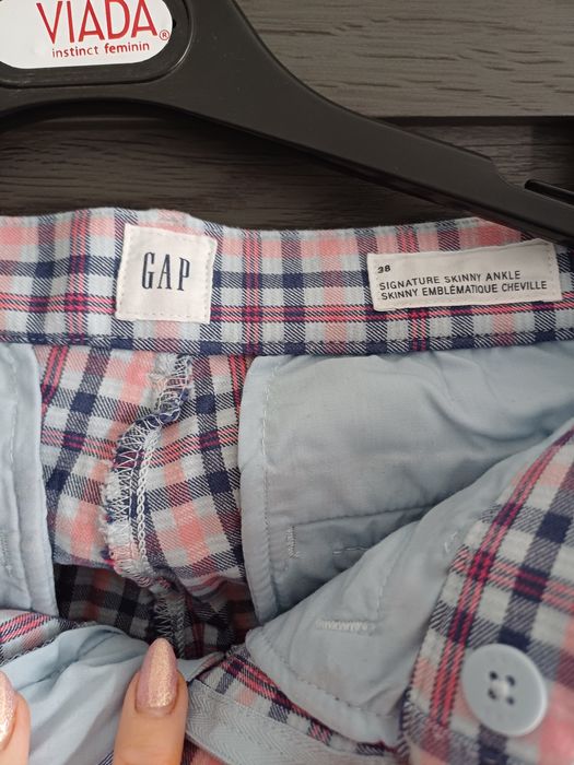 Pantaloni elastici Gap