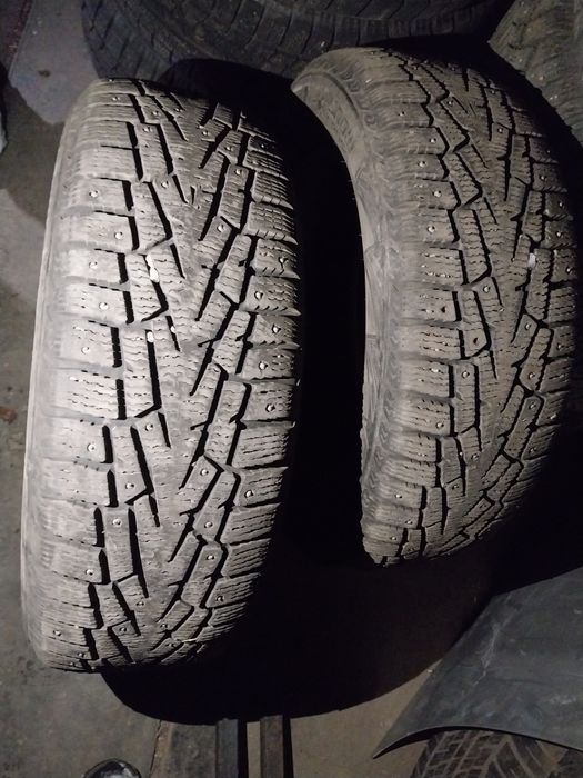 2 шины Cordiant 215 60 R16.