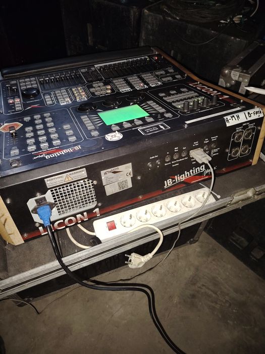 Consola/controler DMX Jb Lighting Licon1