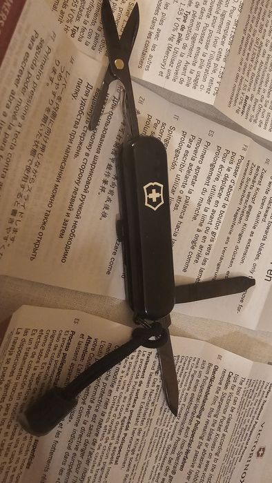 Victorinox onix black collection