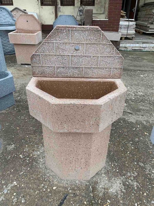 Италиански Паркови и Градински Чешми