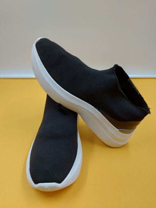 Karl Lagerfeld номер 42 Оригинални сникърси