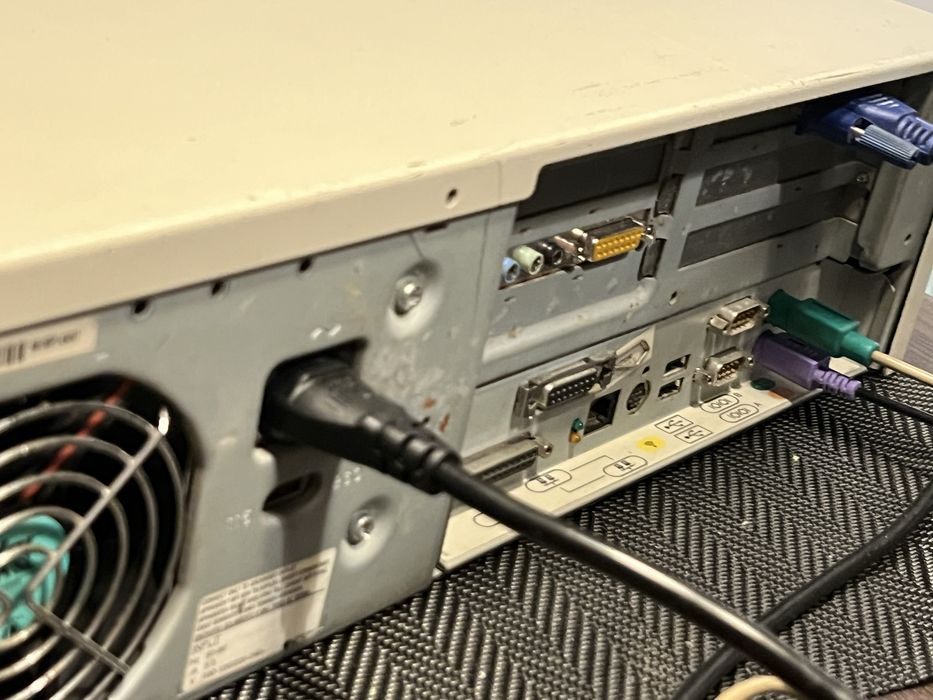 Retro PC Compaq deskpro 4000 Pentium 1