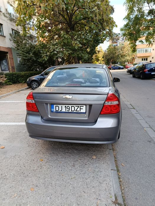 Vând mașină Chevrolet Aveo