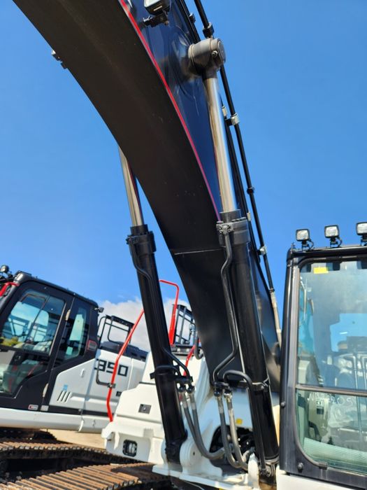 Экскаватор гусеничный Hidromek 390