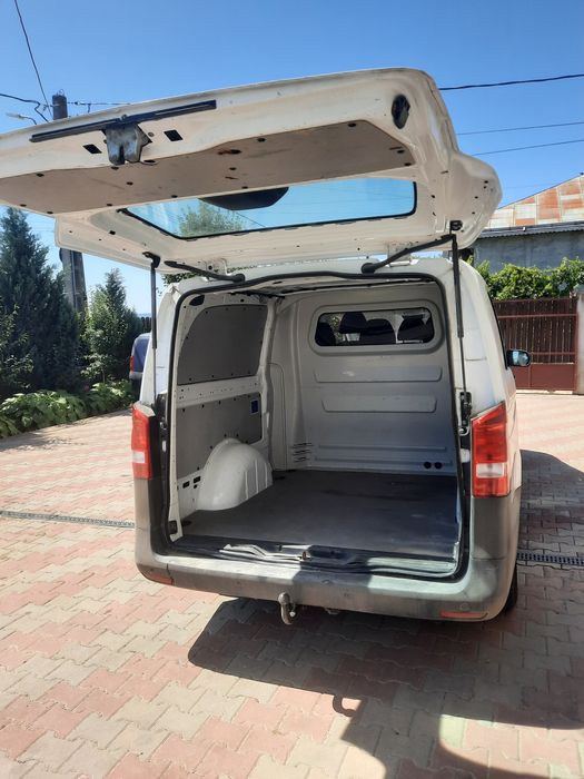 Mercedes Benz Vito extralang an 2016 modelul cel mai lung 6 locuri motor 2.2  cm3 diesel cutie manuala 164Cp