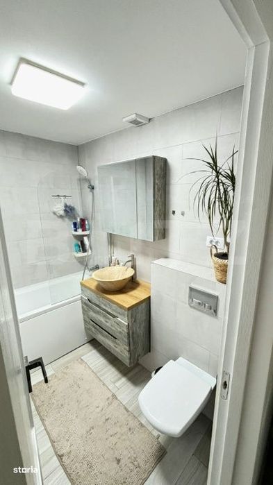 Apartament 2 Camere Dancu Renovat cu Parcare