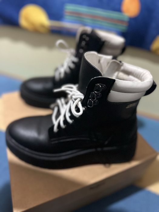 Черни Боти Pepe Jeans