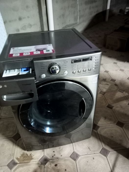 Стиралка 9 кг LG