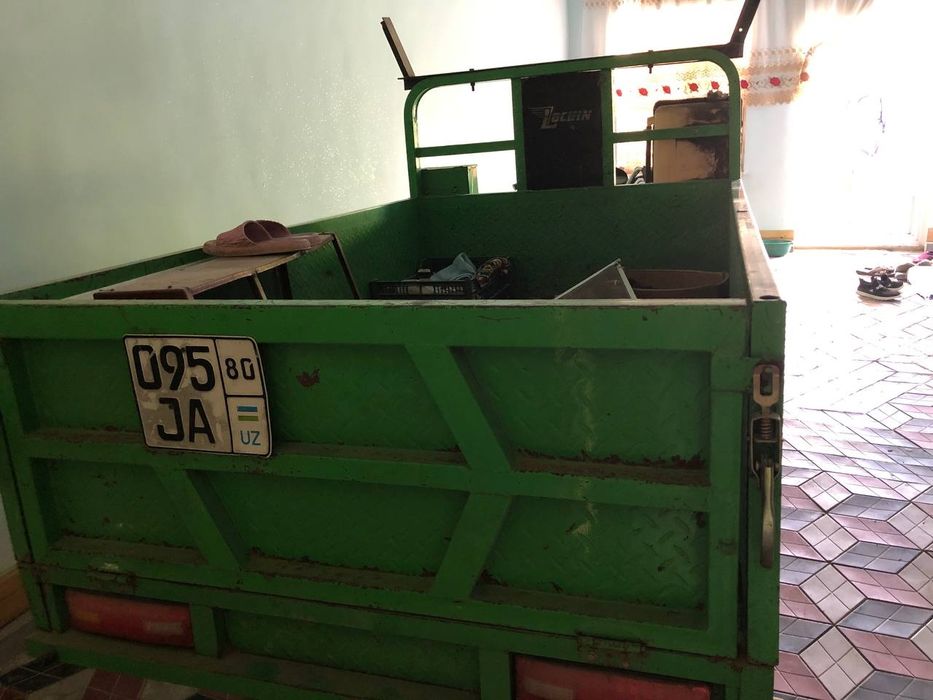 Lochin motosikl sotiladi