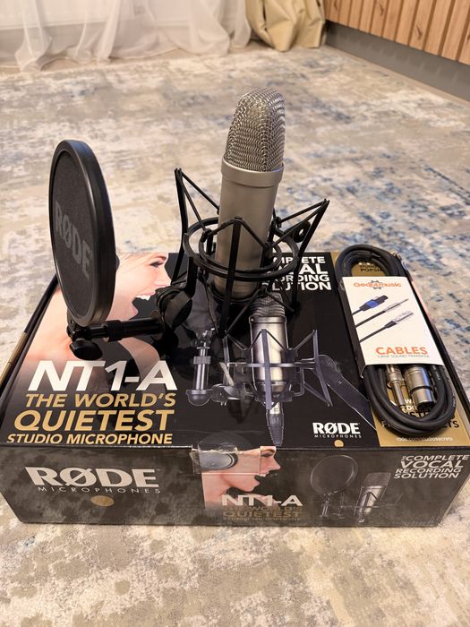 Set microfon NT1-A Rode, Filtru Microfond, Stand, Cabluri Noi