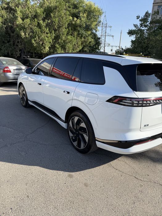 Dong Feng 2025-yil max 008
