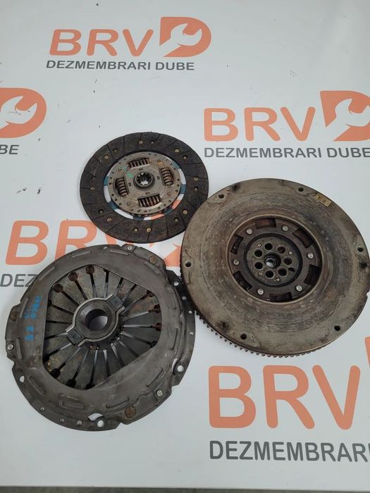 Kit ambreiaj (placa+disc+volanta) pentru Iveco Daily 2,3 motorizare 78