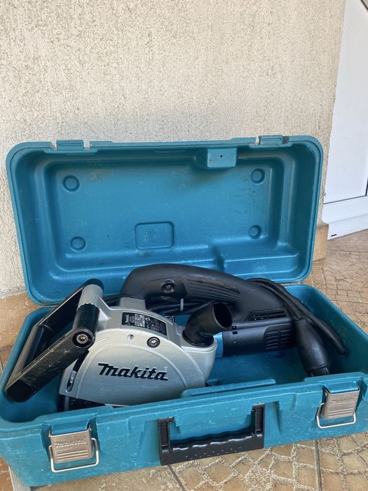 Makita SG 1251 Masina de Canelat 125 mm