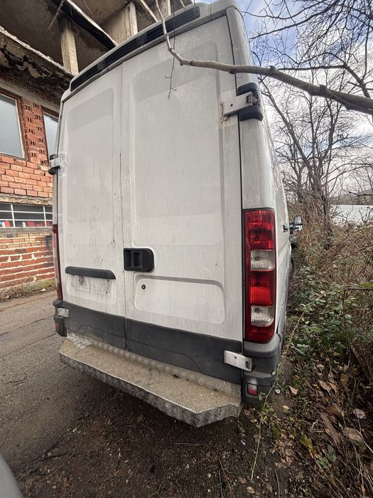 45 е Товарен МАКСИ БУС МИКРОБУС ПОД НАЕМ КЛИМТИК София 45 е.  / 24 ч