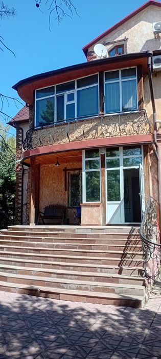 Коттедж посуточно