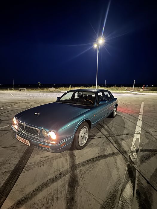 Jaguar Xj 3.2 automat