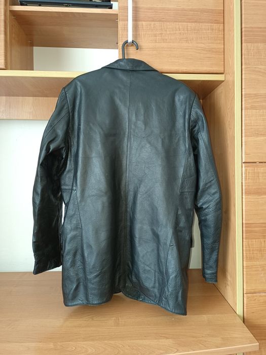 Кожаные куртка пиджак.