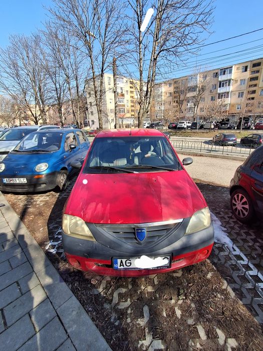 Vând Dacia Logan