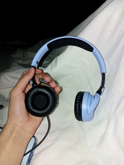 Vand căști hyper x