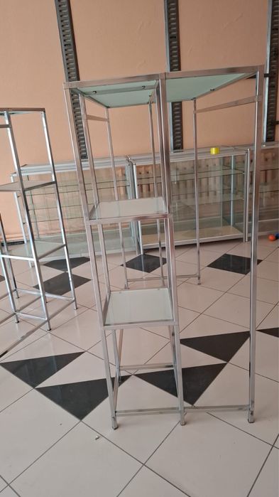 Стеллаж для бизнеса