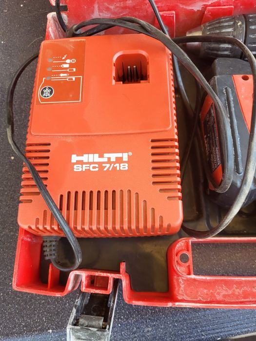 Bormasina           Hilti