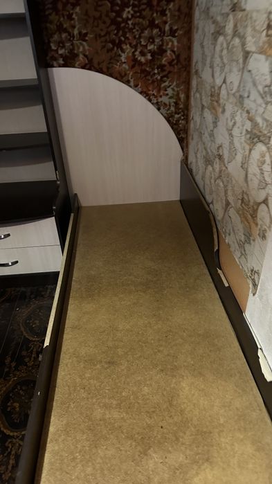 Продам детскую без 2-х матрасов