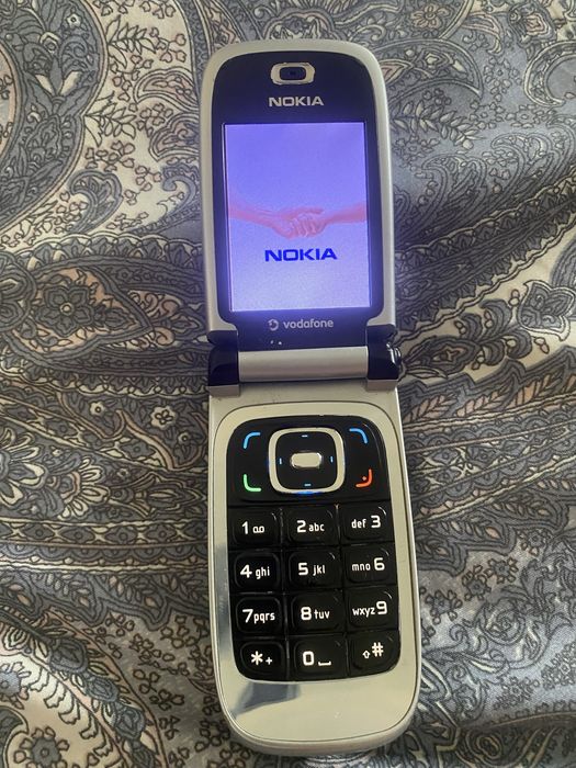 Nokia 6131 в идеально состояние