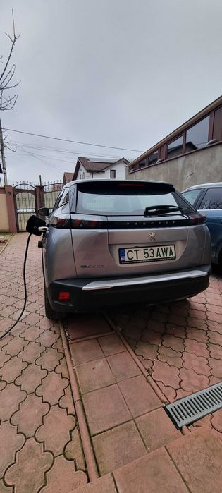 Peugeot 2008 FULL ELECTRIC