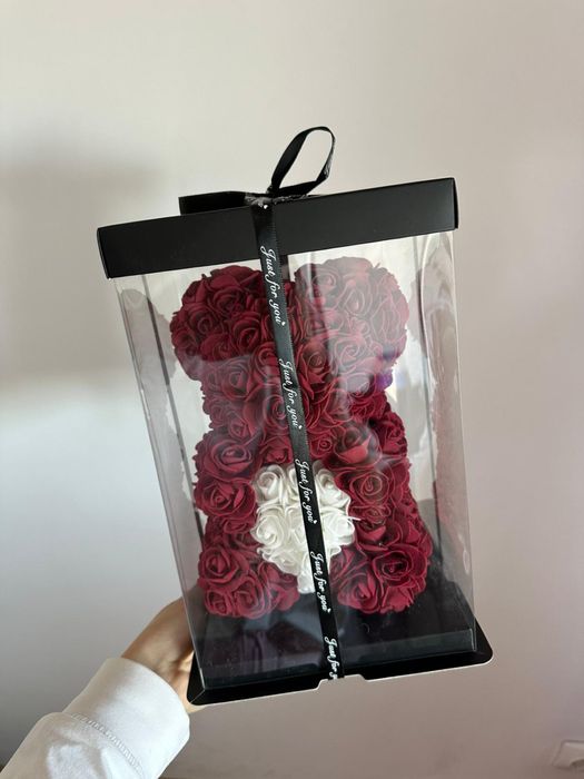 Ursi decorativi din trandafiri de sapun