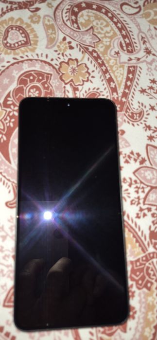 Продавам Xiaomi 13 T Pro