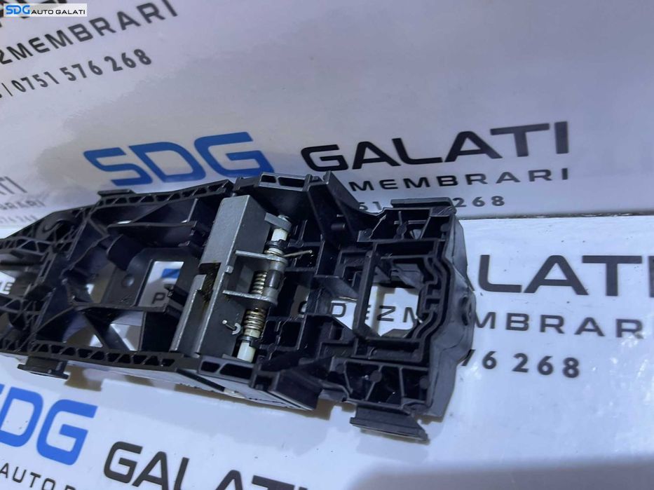 Suport Maner Interior Usa Portiera Dreapta Skoda Superb 3 2015 - Prezent Cod 5N0839885H [D0625]