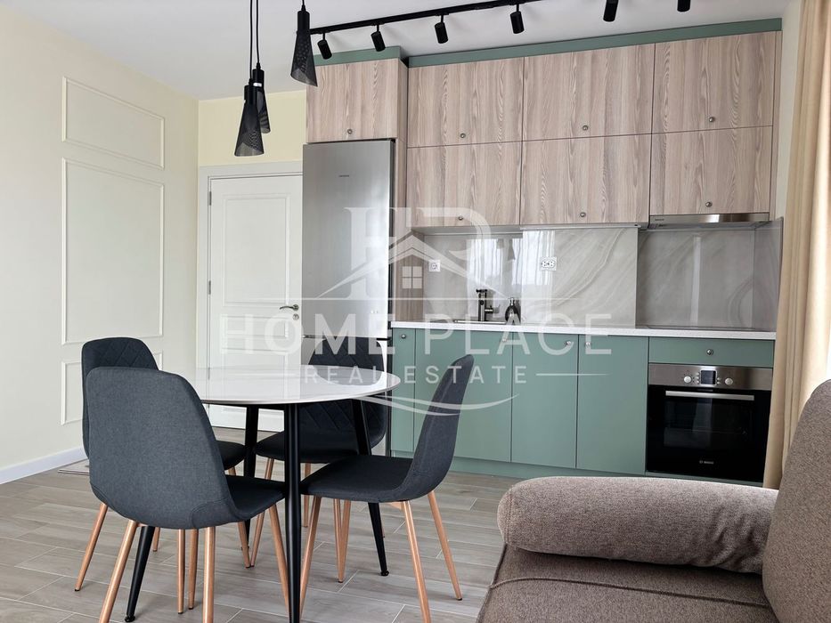 ПАРКОМЯСТО ! Двустаен апартамент под наем - Цветен квартал