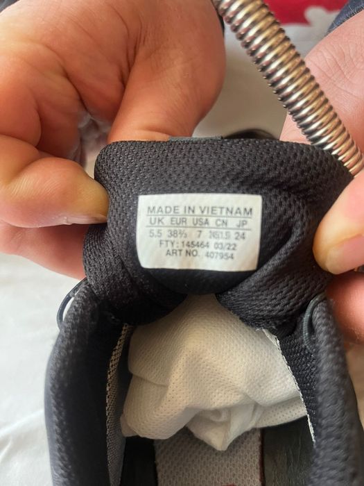 Adidasi munte Solomon