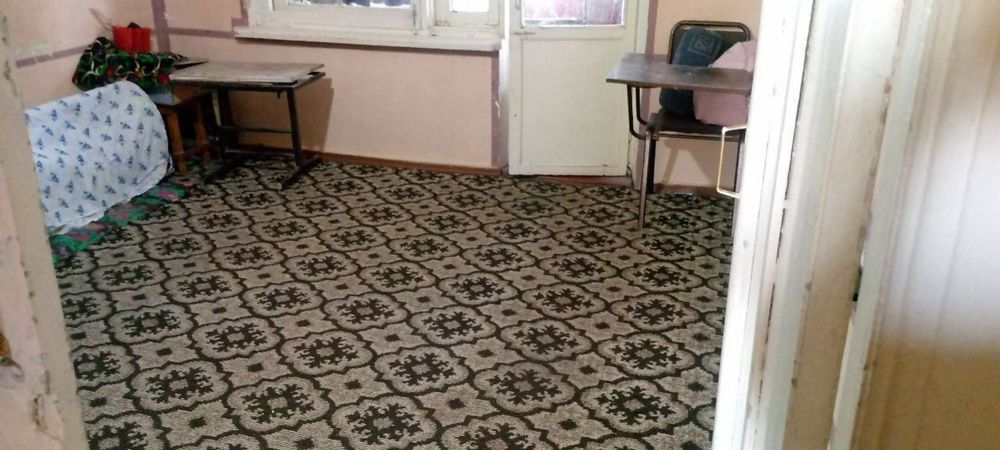 2/4/4 сотилади 59м² Юбиленийда