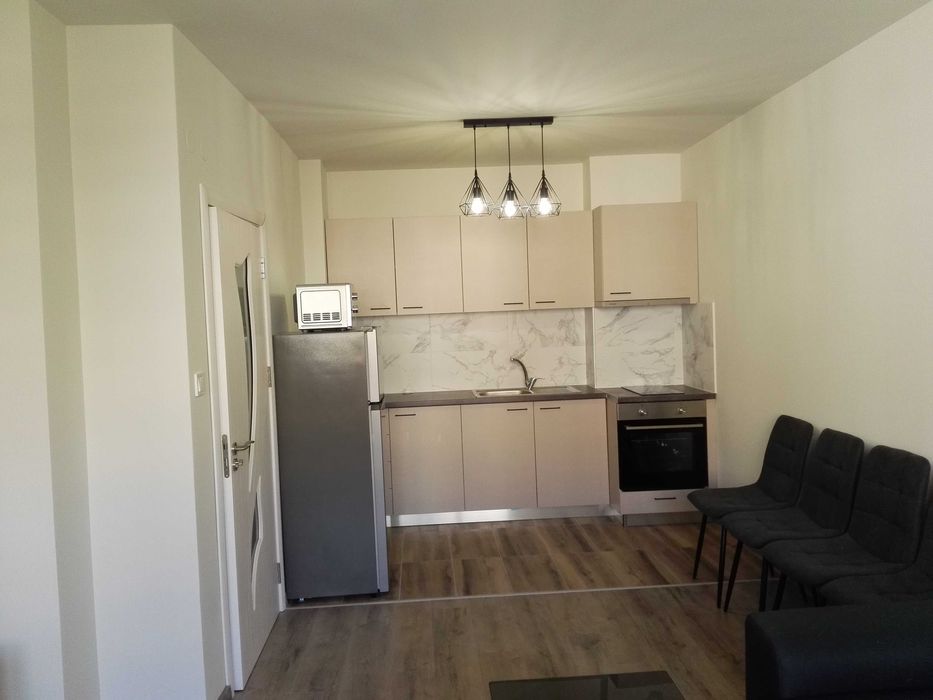 Дава се под наем Тристаен апартамент в Пловдив, Тракия - 90 кв.м за 500 € - Снимка #9